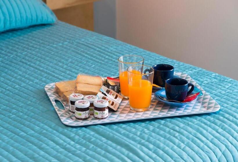 اتاق لوکس با تخت بزرگ, Il Grande Blu