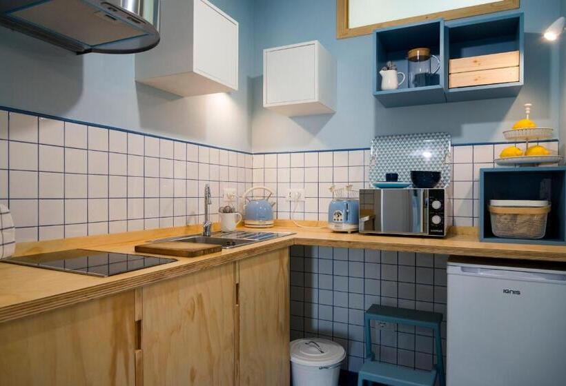 اتاق لوکس با بالکن و چشمانداز دریا, Il Grande Blu