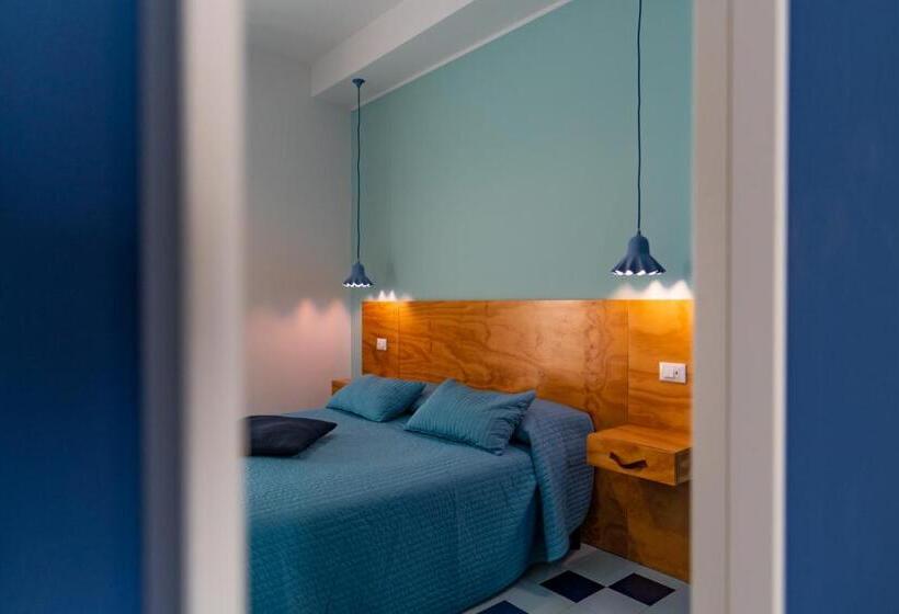 اتاق لوکس با تخت بزرگ, Il Grande Blu