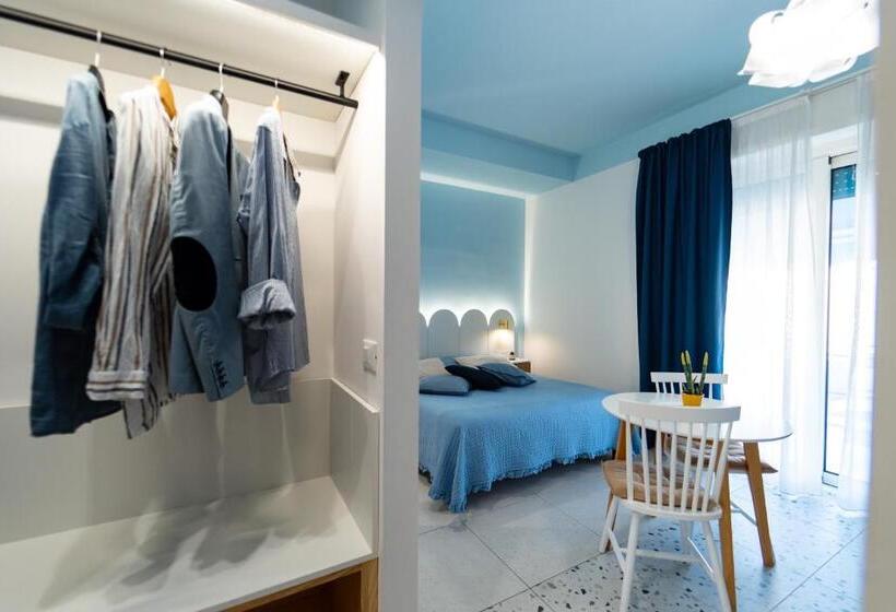 استودیوی استاندارد با چشمانداز دریا, Il Grande Blu