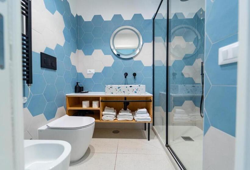 استودیوی استاندارد با چشمانداز دریا, Il Grande Blu