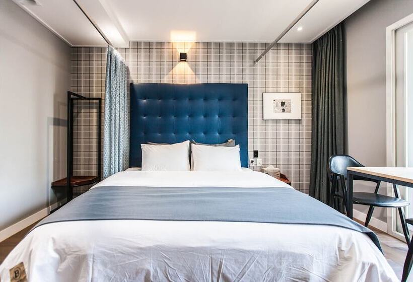 Номер Стандарт, Brown Dot Hotel Jinhae