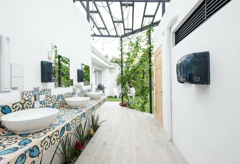 ルームシェアのワンベッド, Capital Hostel De Ciudad