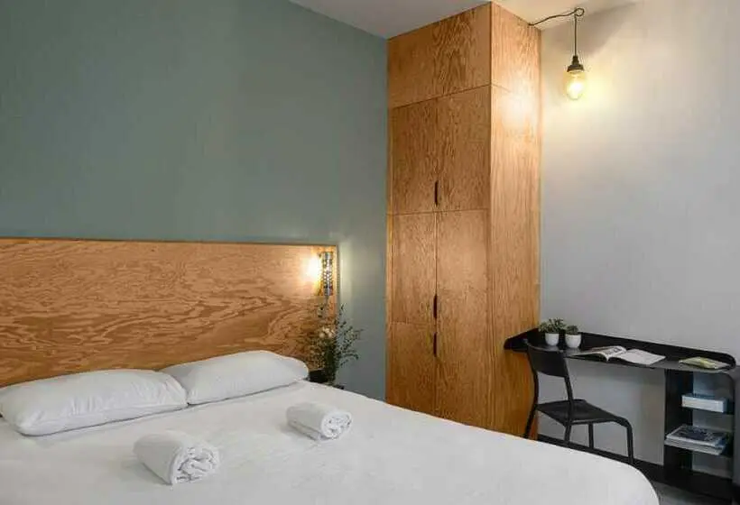 Perhehuone, Eklo Hotels Lille