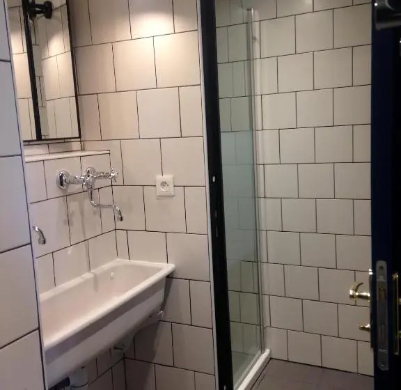 Bed in Shared Room with Shared Bathroom, Eklo Hotels Lille