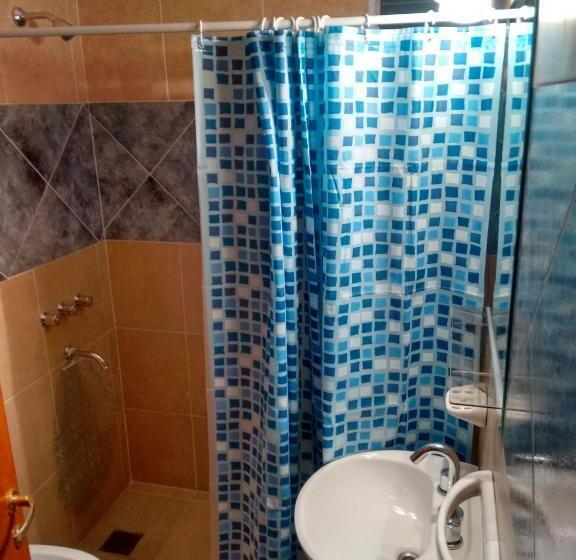 スタンダードトリプルルーム, Las Moras