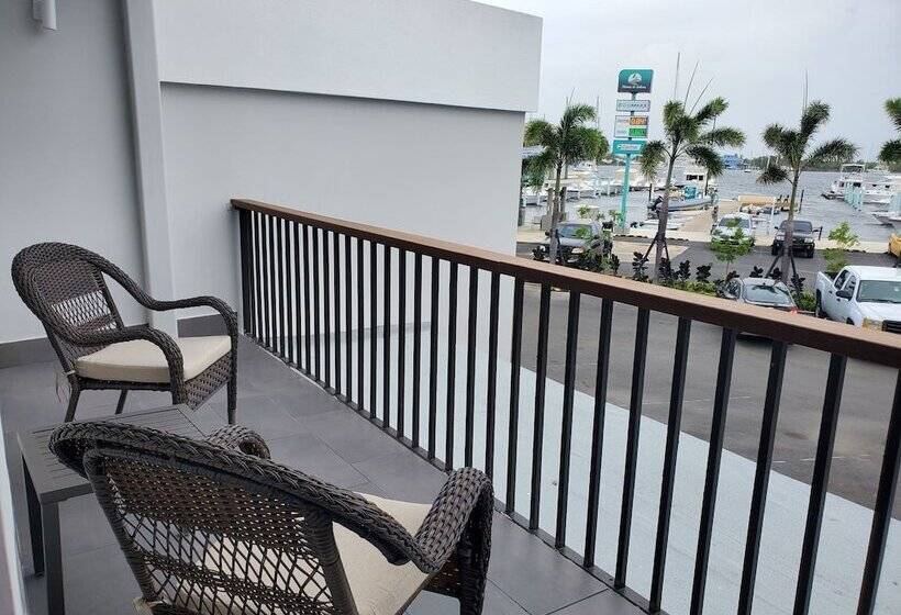 싱글 디럭스 룸, Marina De Salinas