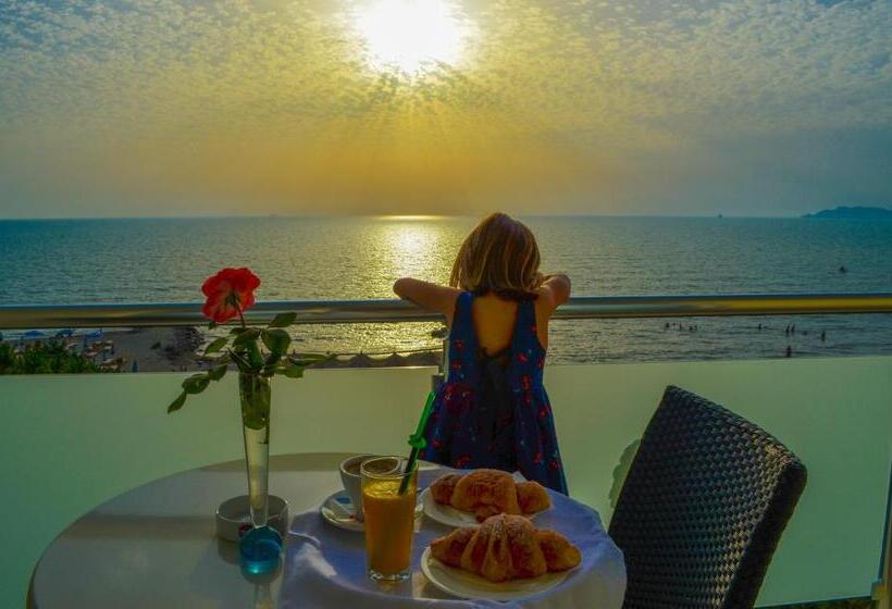 豪华套房, Monaco & Garden