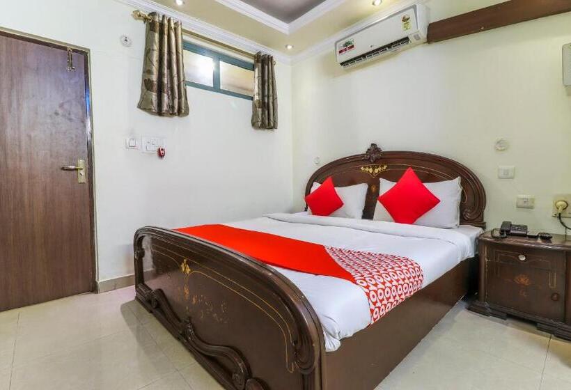 豪华房间, Sai Vatika Guest House
