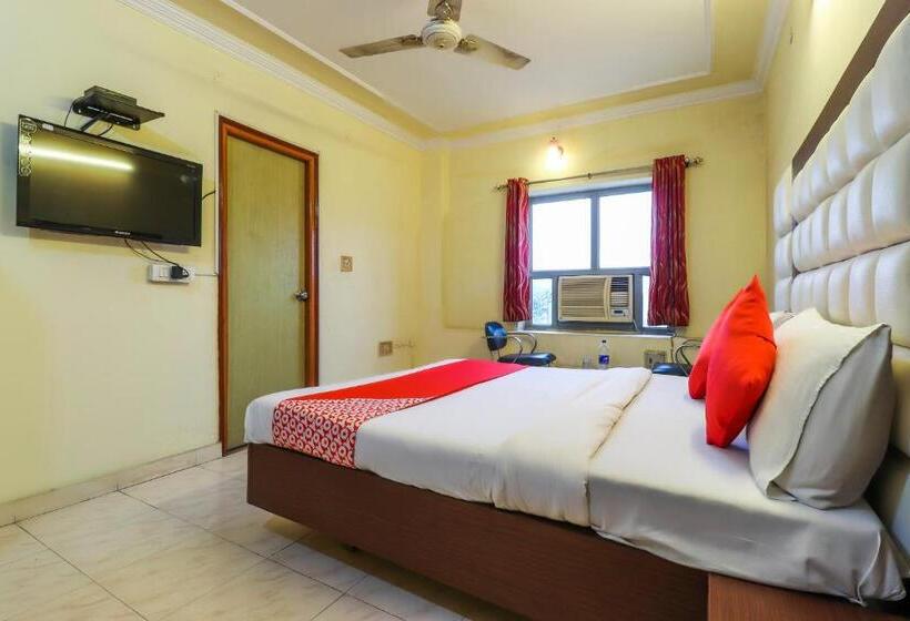 豪华房间, Sai Vatika Guest House