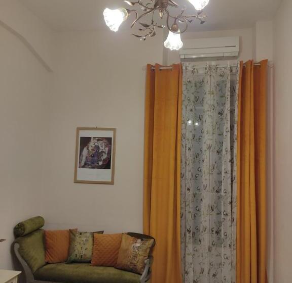 اتاق استاندارد با تخت بزرگ, Sanremo