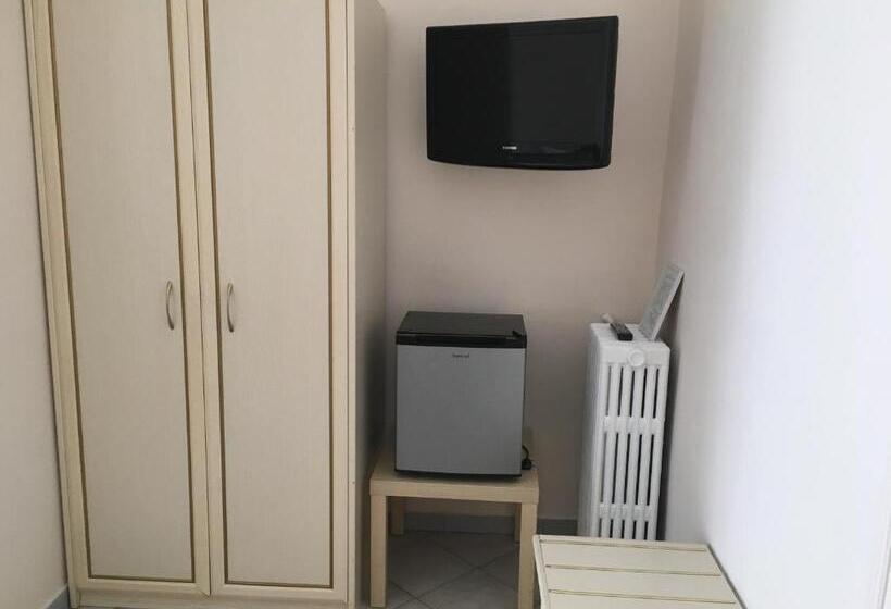 스탠다드 룸 킹사이즈 침대, Sanremo