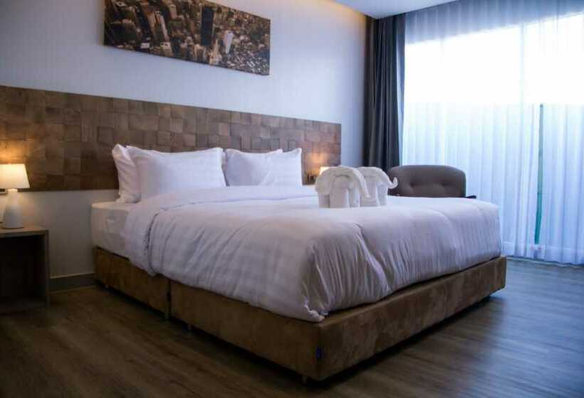 Номер Deluxe, Slive