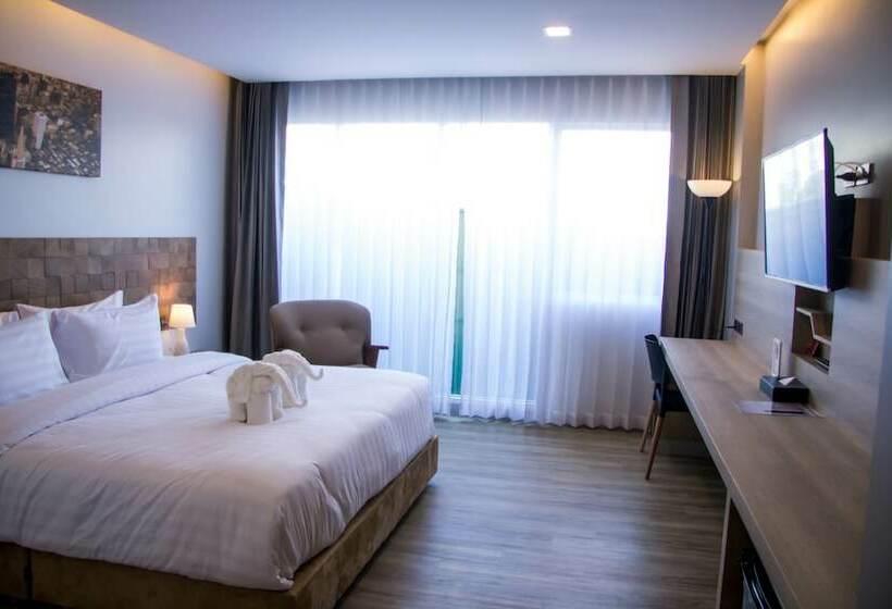 Номер Deluxe, Slive