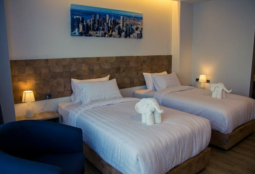 Номер Deluxe, Slive