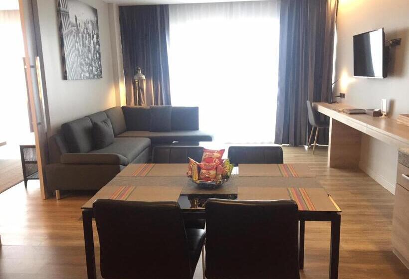 Студио Стандарт Кровать Кинг, Slive