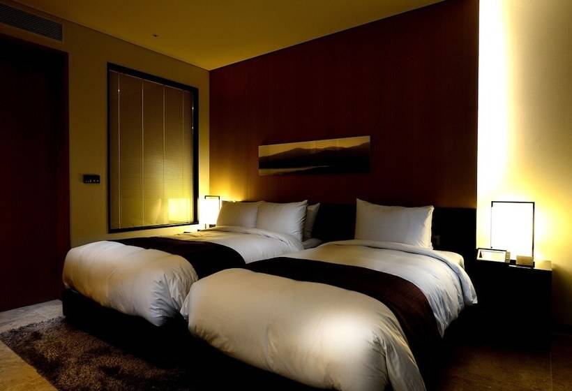 Suite, Midas Hotel & Resort