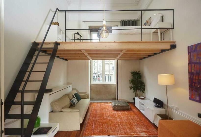 اتاق استاندارد با سرویس بهداشتی مشترک, The Passenger Hostel