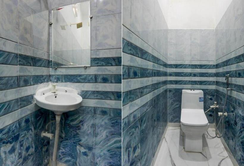 Üç Kişilik Klasik oda, Oyo Athiti Palace