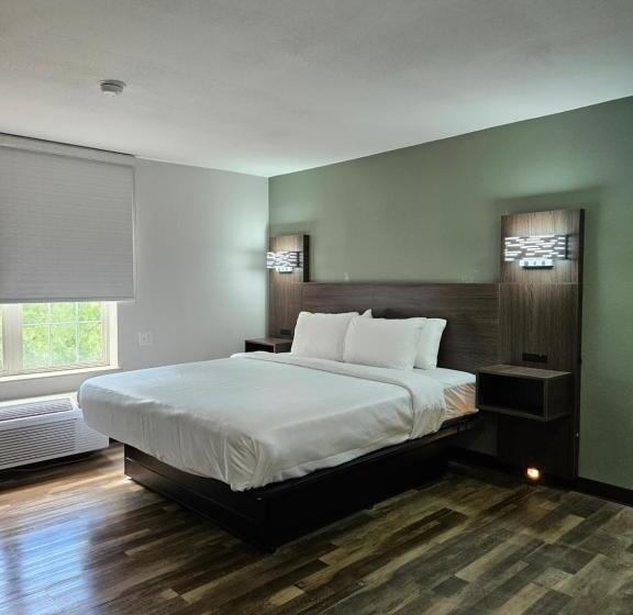 身障者適用キングサイズベッドルーム, Quality Inn & Suites Columbia Harbison