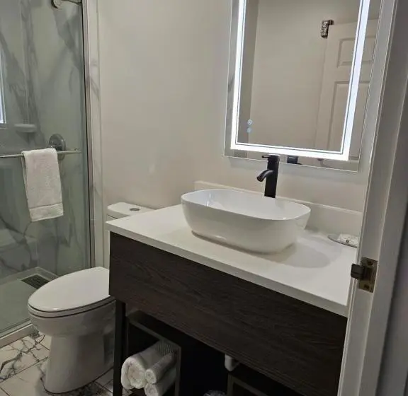 身障者適用スイートルーム, Quality Inn & Suites Columbia Harbison