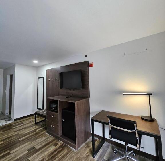 キングサイズベッドのスタンダードルーム, Quality Inn & Suites Columbia Harbison