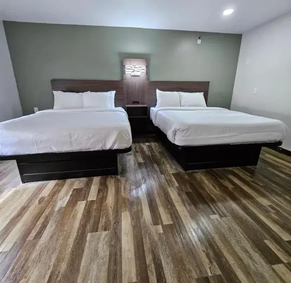 スタンダード４人部屋, Quality Inn & Suites Columbia Harbison
