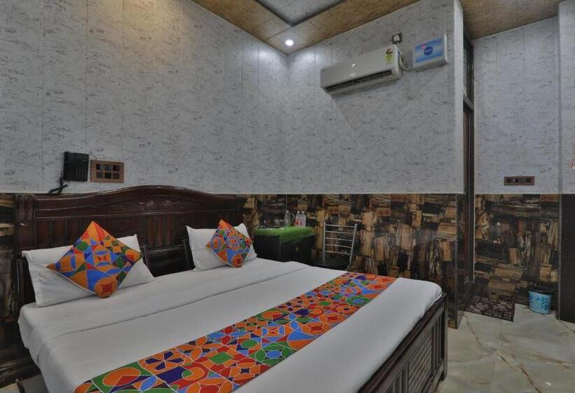 디럭스 룸, Raghunandain Inn Near Shree Ram Janmbhumi Ayodhya