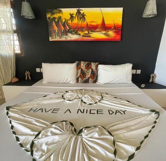 חדר משפחתי נוף לים, Avo Boutique