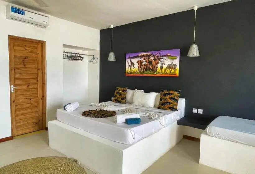 اتاق سه نفره دلوکس با چشمانداز دریا, Avo Boutique