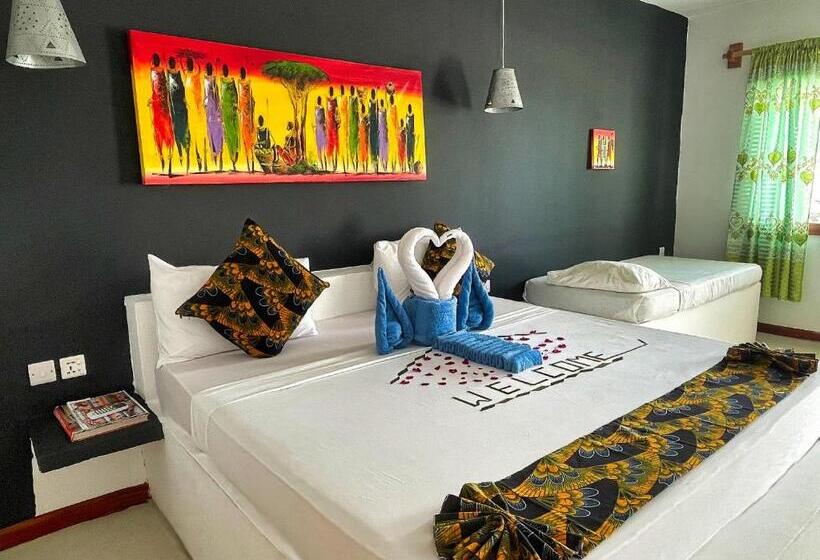 חדר דלוקס לשלושה עם נו לים, Avo Boutique