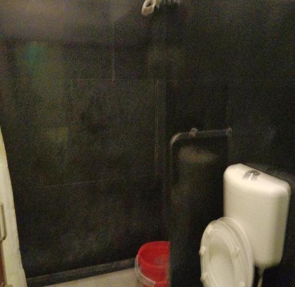 غرفة عائلية, Janat Heritage