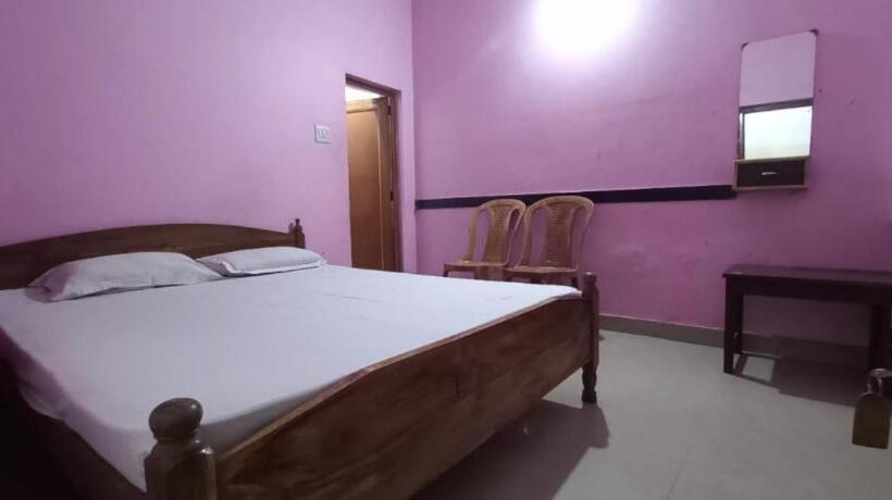 Номер Стандарт, Goroomgo Star Lodge Near Jagannath Temple Puri