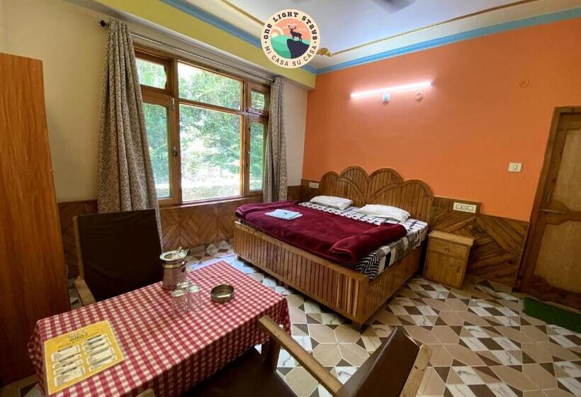 اتاق لوکس, Bhoj Hotel X One Light Stays