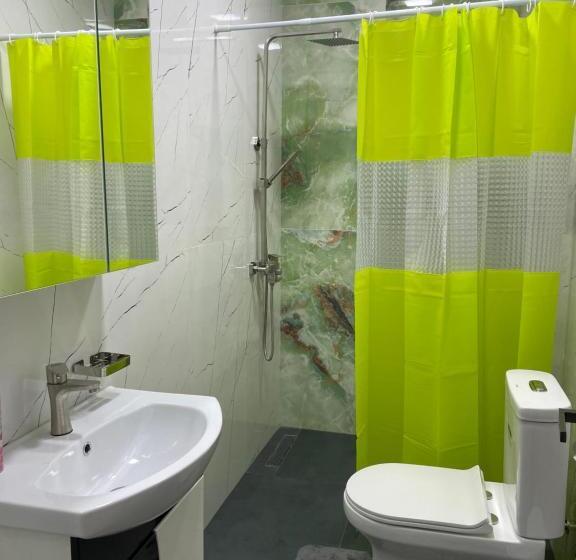 اتاق لوکس با بالکن, Dream Home