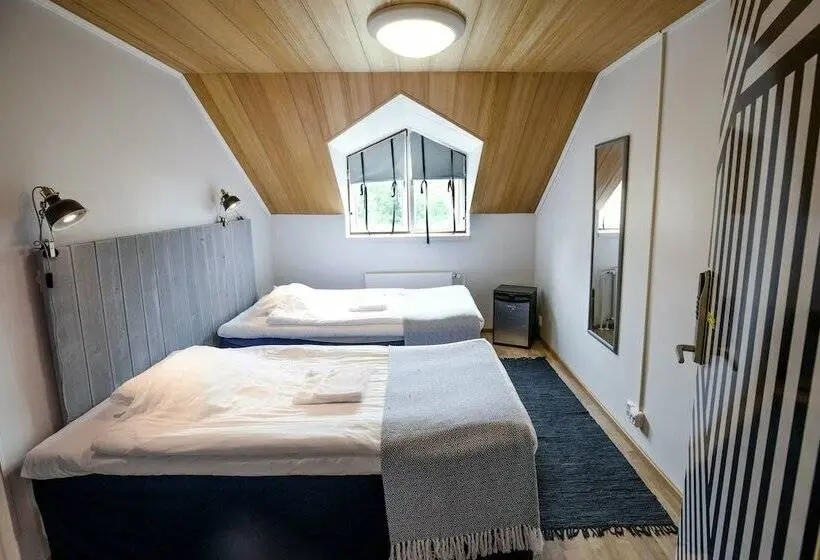 バス共有のスタンダードルーム, Villa Kemi