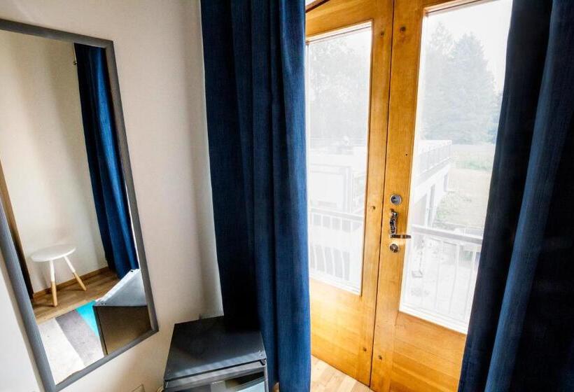 バスルーム共有のシングルスタンダード, Villa Kemi