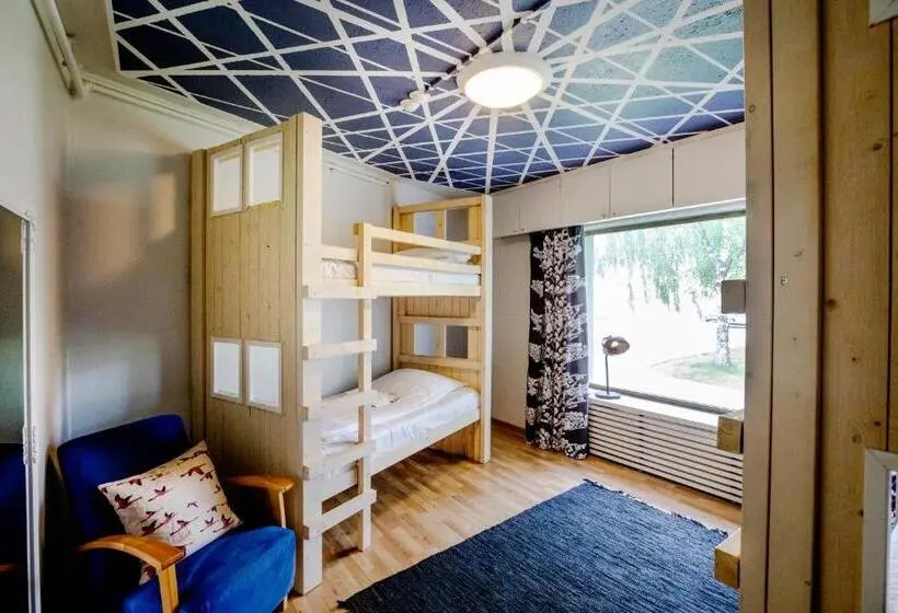 浴室共有スタンダード4人用ルーム, Villa Kemi