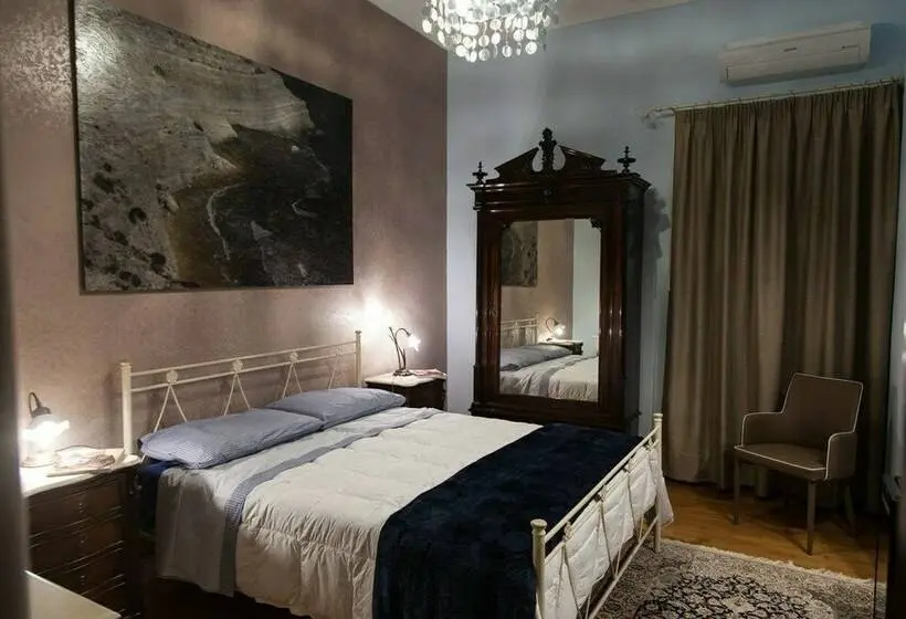 スタンダードルーム, Palazzo Melluso Luxury Suite