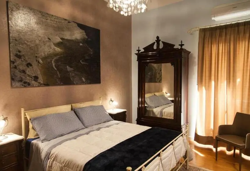 スタンダードルーム, Palazzo Melluso Luxury Suite