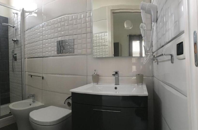 Номер Deluxe с Балконом, B&b Vittorio Emanuele