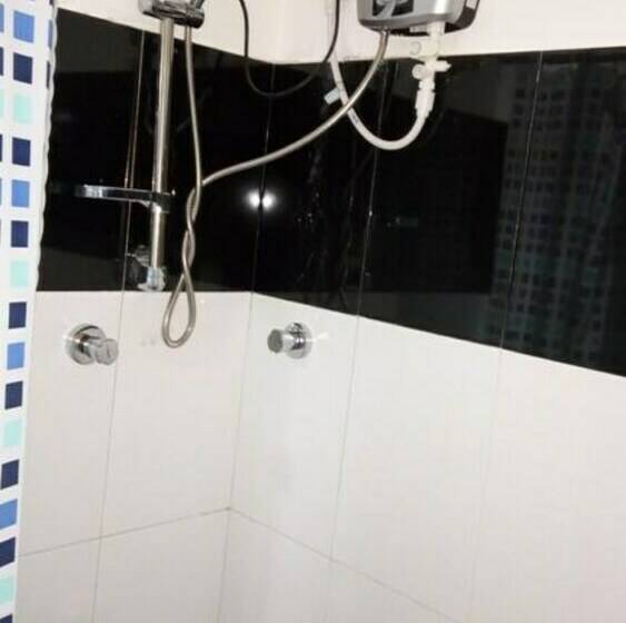 غرفة قياسية ثلاثية, Enrich Bungalow