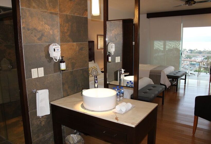 Номер Стандарт Вид на Озеро, Donaire Hotel Boutique   Adults Only