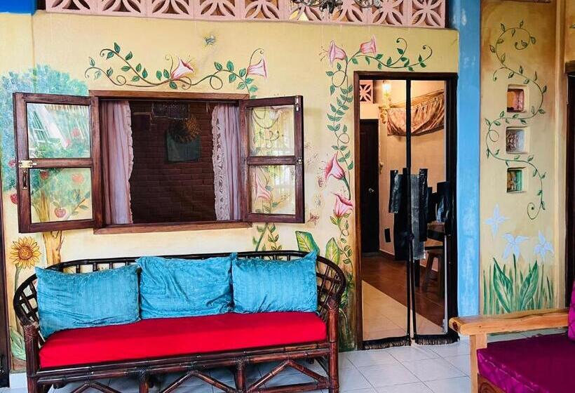 スタンダードルーム, Ananda Guest House Yoga & Meditación