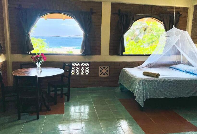 オーシャンビューファミリールーム, Ananda Guest House Yoga & Meditación