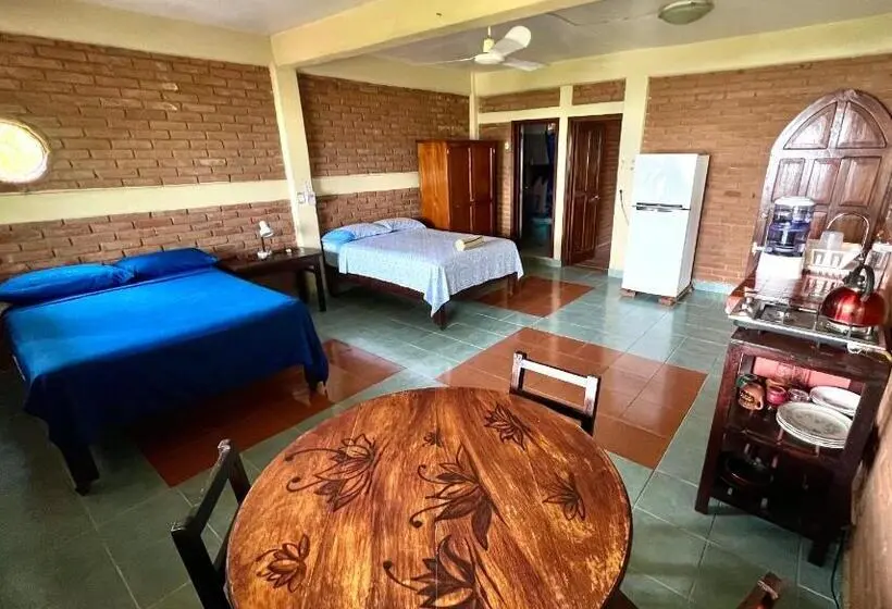اتاق خانوادگی با چشم‌انداز دریا, Ananda Guest House Yoga & Meditación