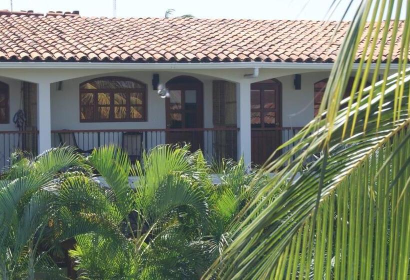 침실 1개 발코니 아파트, Cacique Adiact