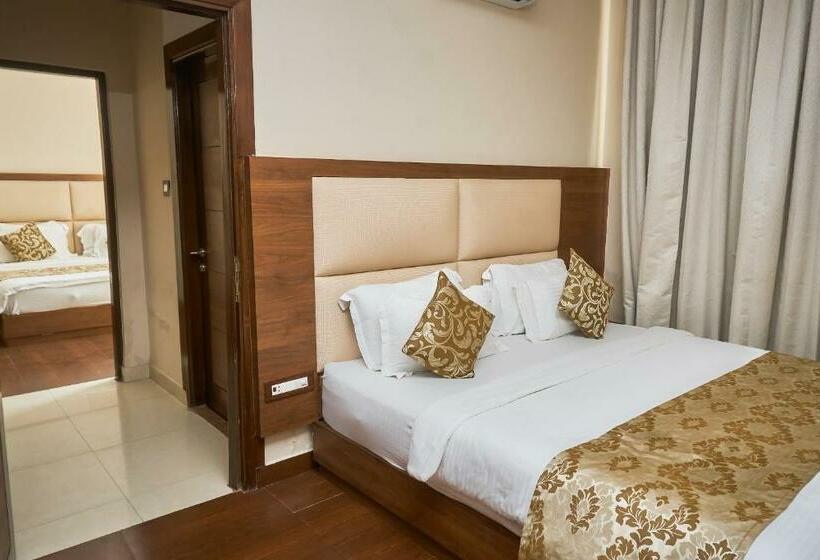 Номер Executive, Ganpati Hotel Katra