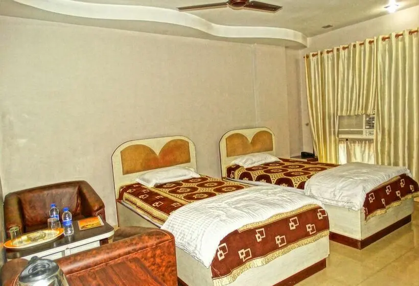 スイート, Garv Residencia Gaya