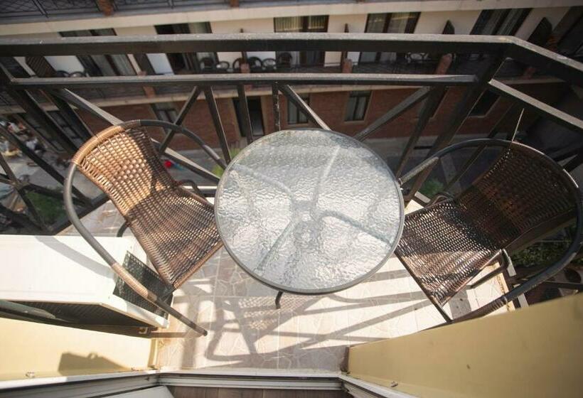 اتاق سوپریور, Irise